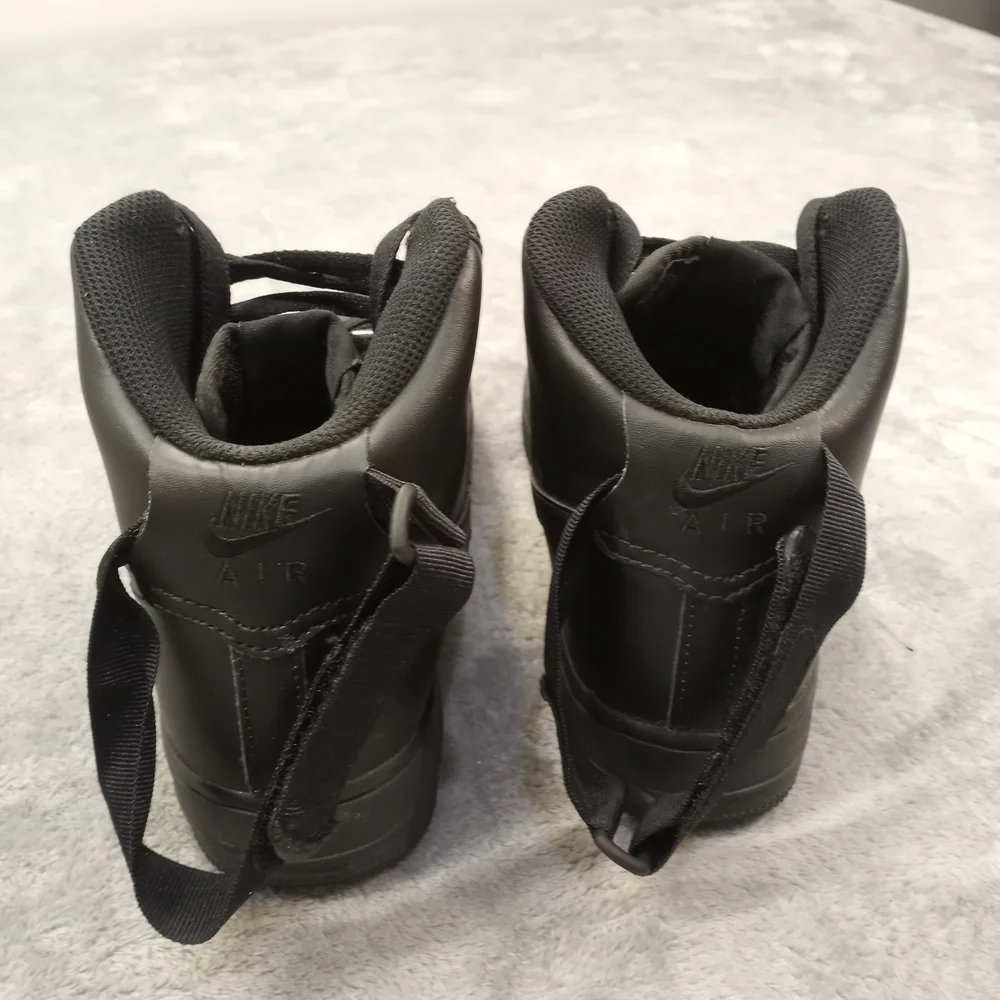 Nie Air Foece 1 Men's Black High-Top Sneakers Size 7y - Picture 3 of 11
